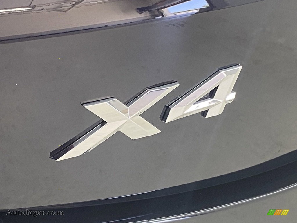 2022 X4 xDrive30i - Carbon Black Metallic / Tacora Red photo #8