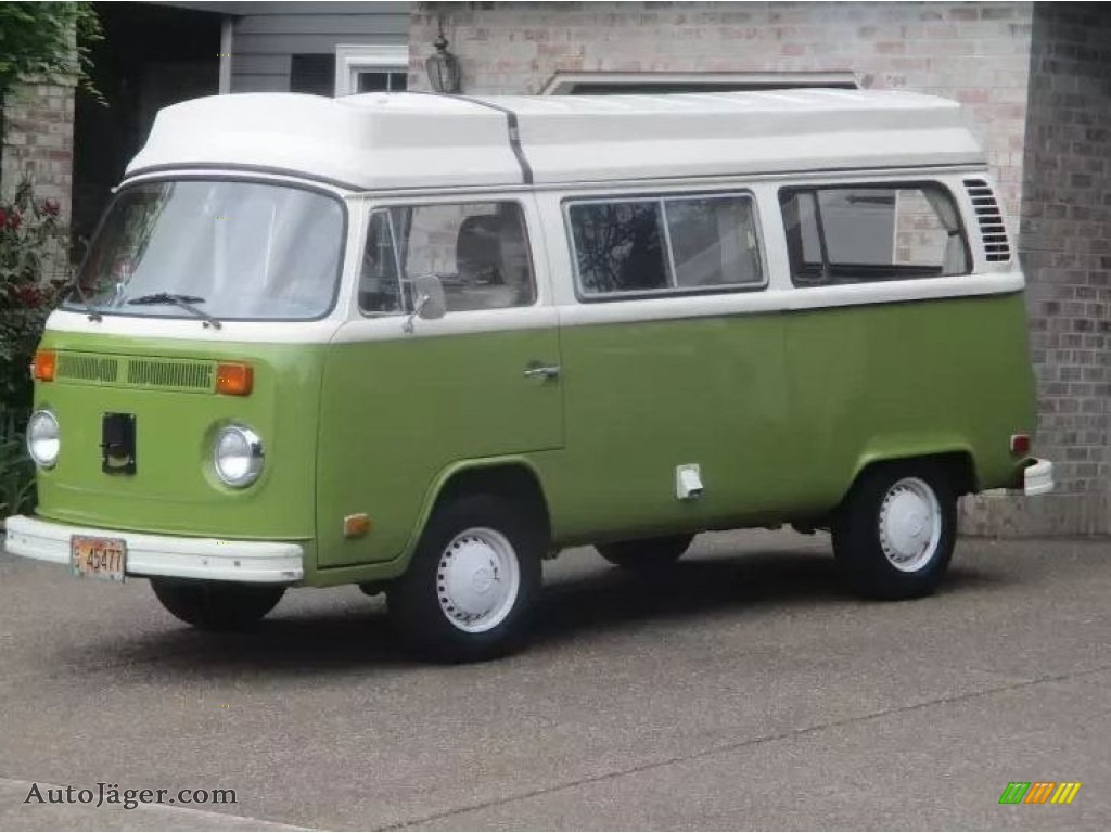 1975 Bus T2 Campmobile - Sage Green / Beige photo #1