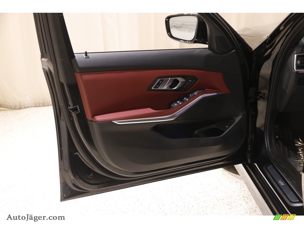 2022 3 Series 330i xDrive Sedan - Black Sapphire Metallic / Tacora Red photo #4