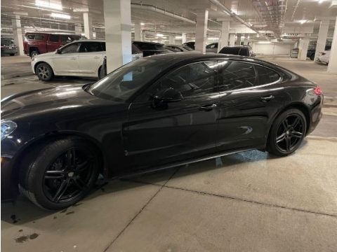 Black 2018 Porsche Panamera 4