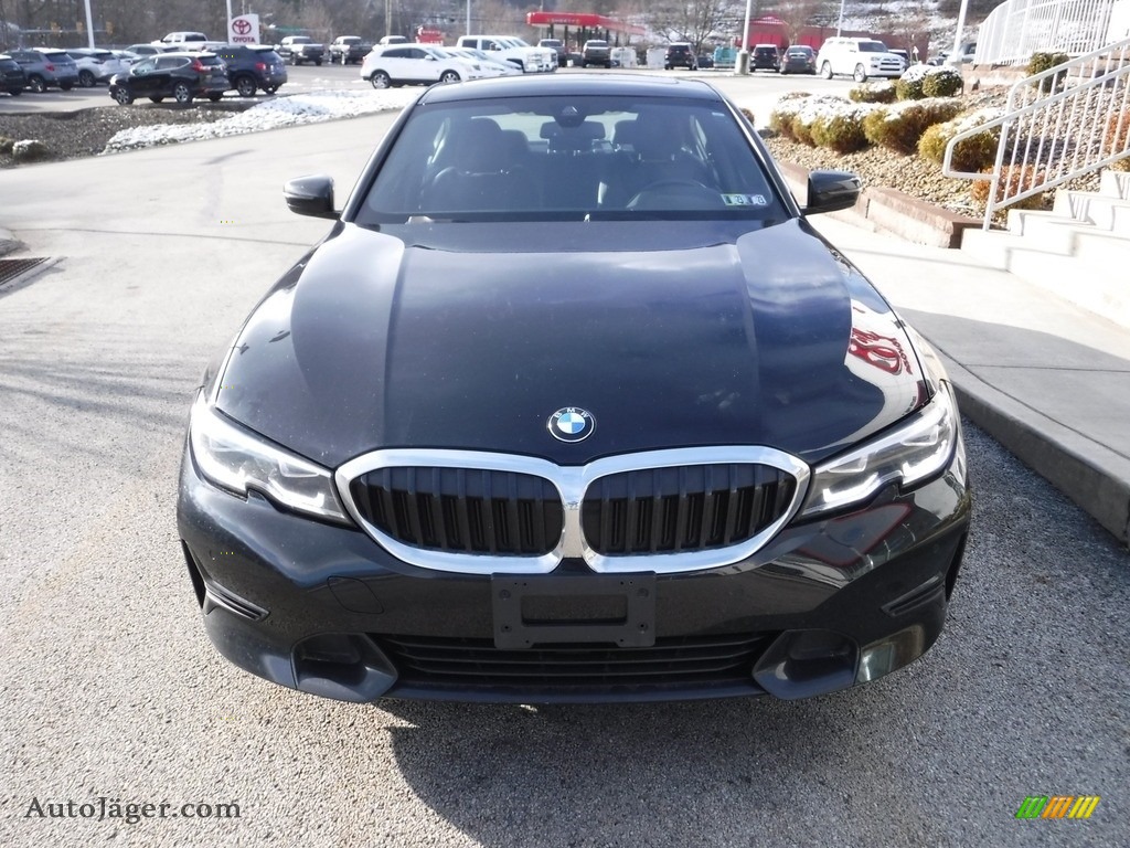 2020 3 Series 330i xDrive Sedan - Black Sapphire Metallic / Black photo #10