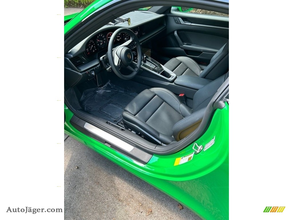 2023 911 Carrera Coupe - Python Green / Black photo #4