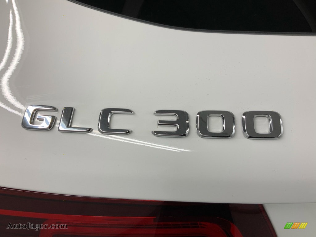 2021 GLC 300 4Matic - Polar White / Black photo #11
