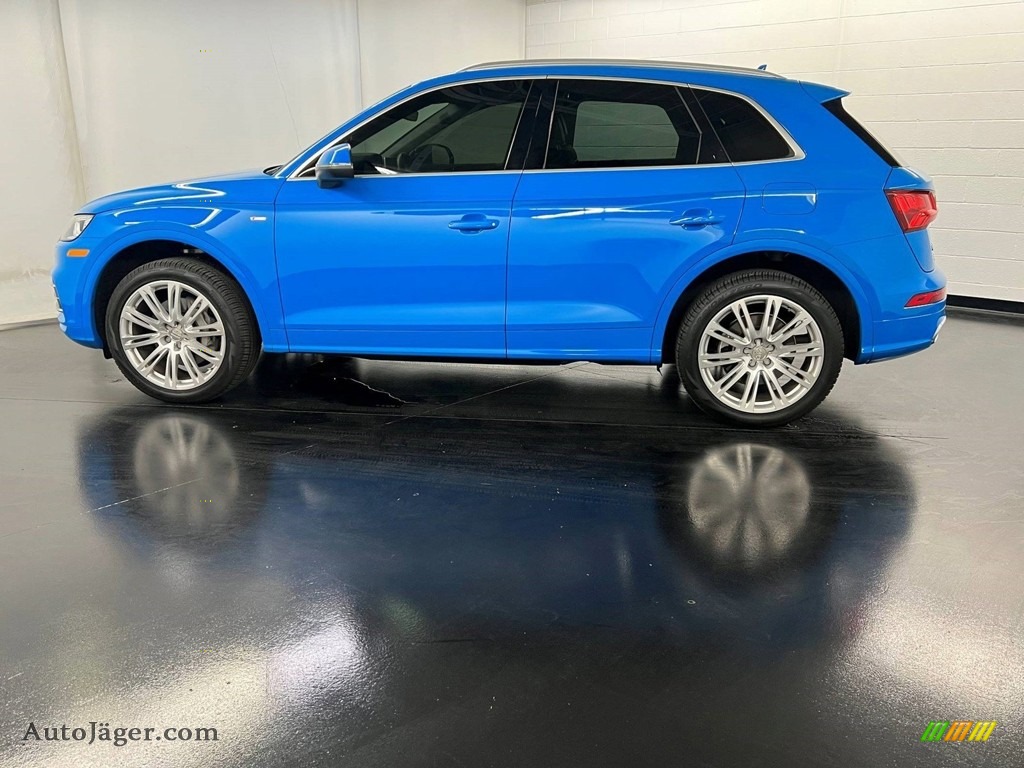 2020 Q5 e Premium Plus quattro Hybrid - Turbo Blue / Rock Gray photo #4