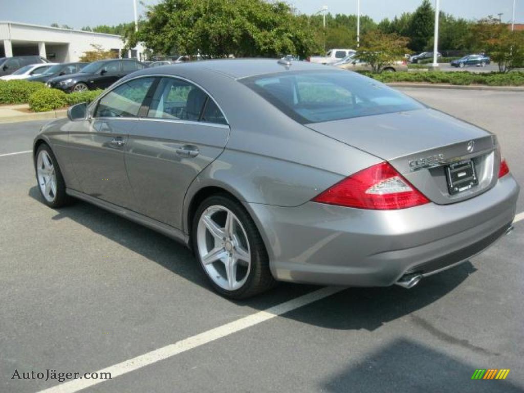 Mercedes CLS золотистый металлик