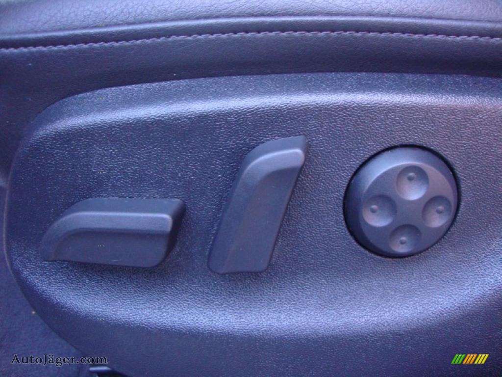 2006 A4 2.0T quattro Sedan - Moro Blue Pearl Effect / Ebony photo #25