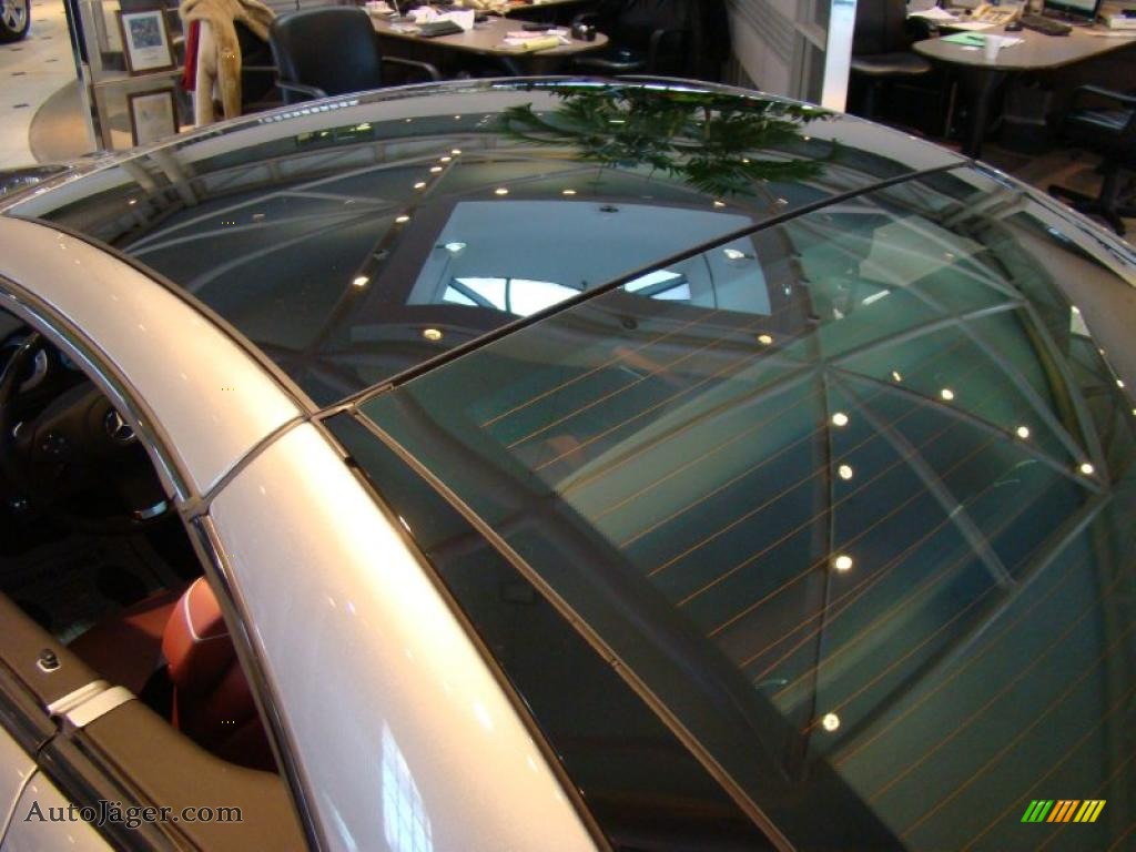 2011 SL 550 Roadster - Palladium Silver Metallic / Red photo #14