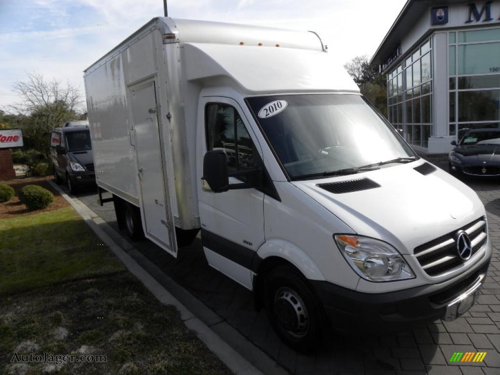 2010 Sprinter 3500 Chassis Moving Truck - Arctic White / Black photo #1