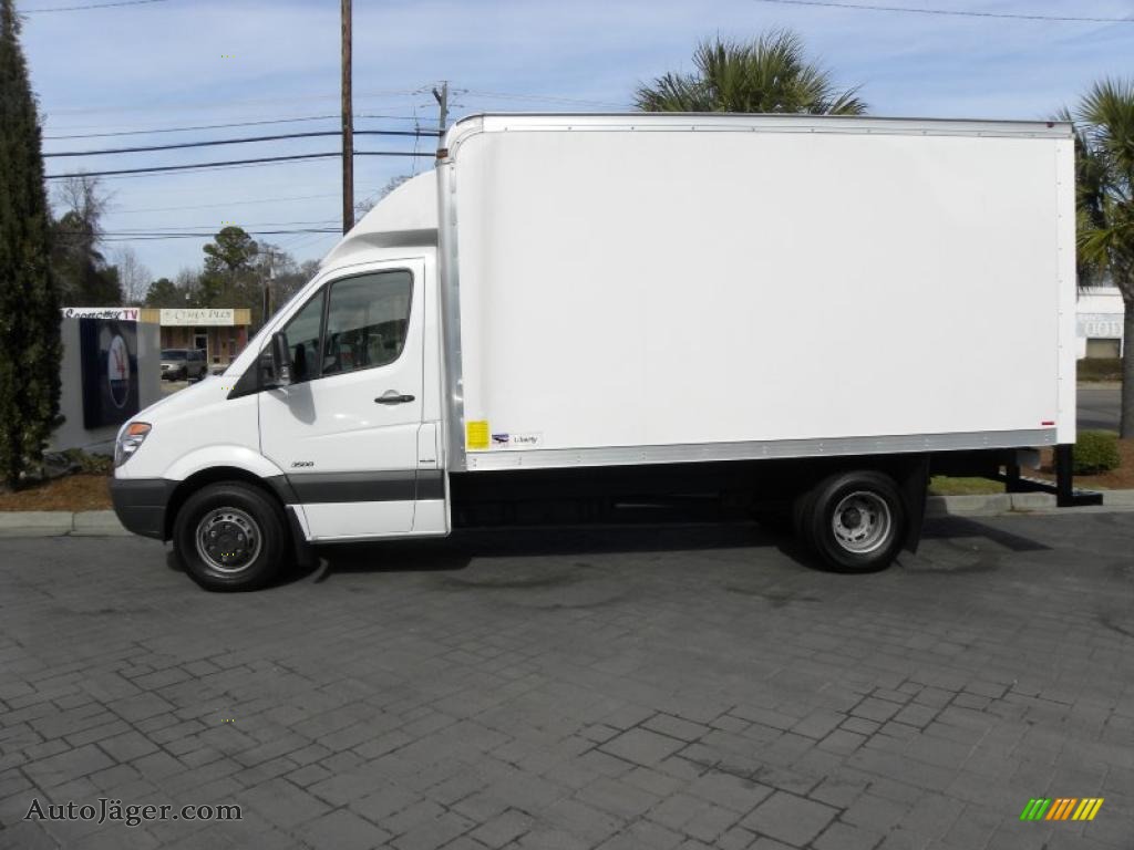 2010 Sprinter 3500 Chassis Moving Truck - Arctic White / Black photo #2