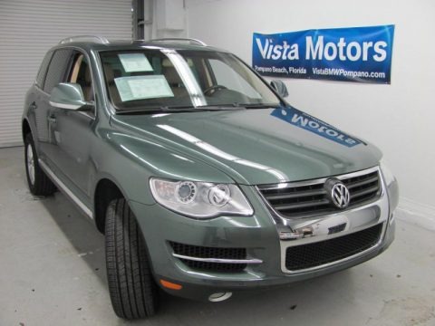 Reed Green Metallic 2008 Volkswagen Touareg 2 VR6