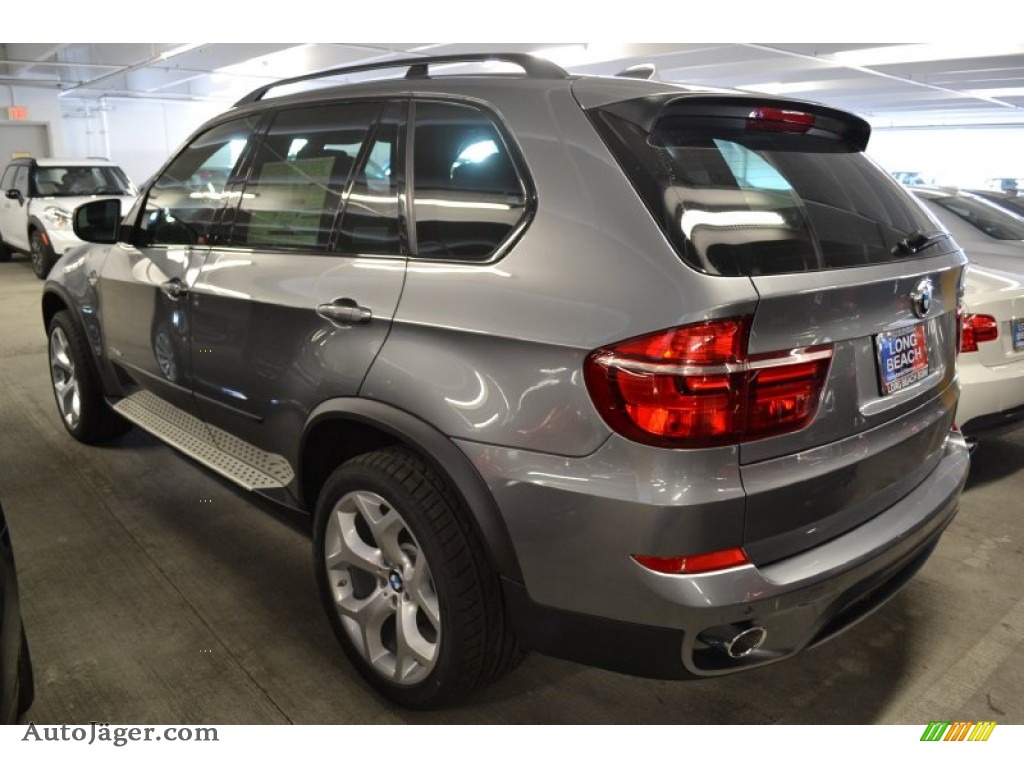 2012 X5 xDrive35d - Space Gray Metallic / Black photo #3