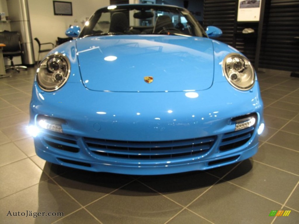 2012 911 Turbo S Cabriolet - Paint to Sample Bright Blue / Black photo #2