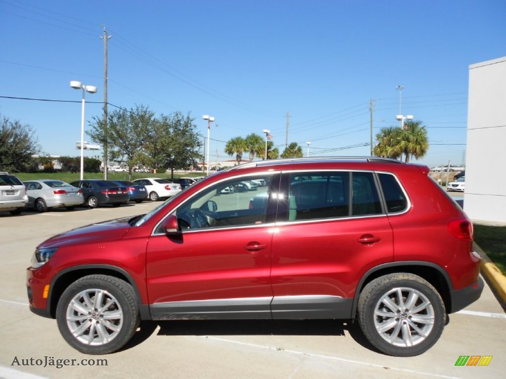 2012 Volkswagen Tiguan SE in Wild Cherry Metallic photo #4 ...