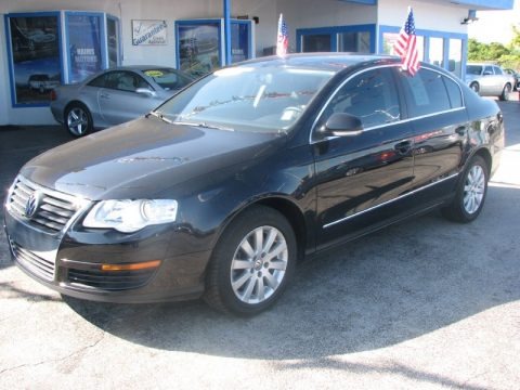 Deep Black 2008 Volkswagen Passat Turbo Sedan