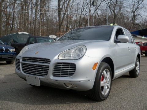 Crystal Silver Metallic 2004 Porsche Cayenne Turbo