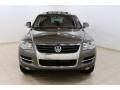 Volkswagen Touareg 2 VR6 Alaska Grey Metallic photo #2 Volkswagen Touareg 2 VR6 Alaska Grey Metallic photo #2