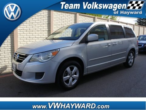 Mercury Sliver Metallic 2009 Volkswagen Routan SE