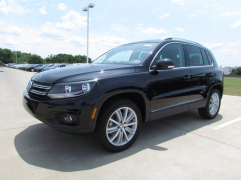 Deep Black Metallic 2012 Volkswagen Tiguan SE Deep Black Metallic 2012 Volkswagen Tiguan SE
