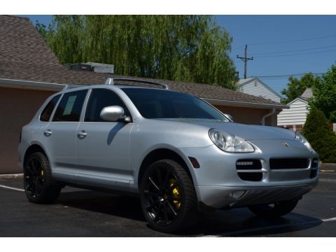 Crystal Silver Metallic 2004 Porsche Cayenne S
