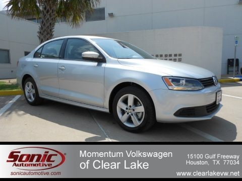 Reflex Silver Metallic 2012 Volkswagen Jetta TDI Sedan Reflex Silver Metallic 2012 Volkswagen Jetta TDI Sedan