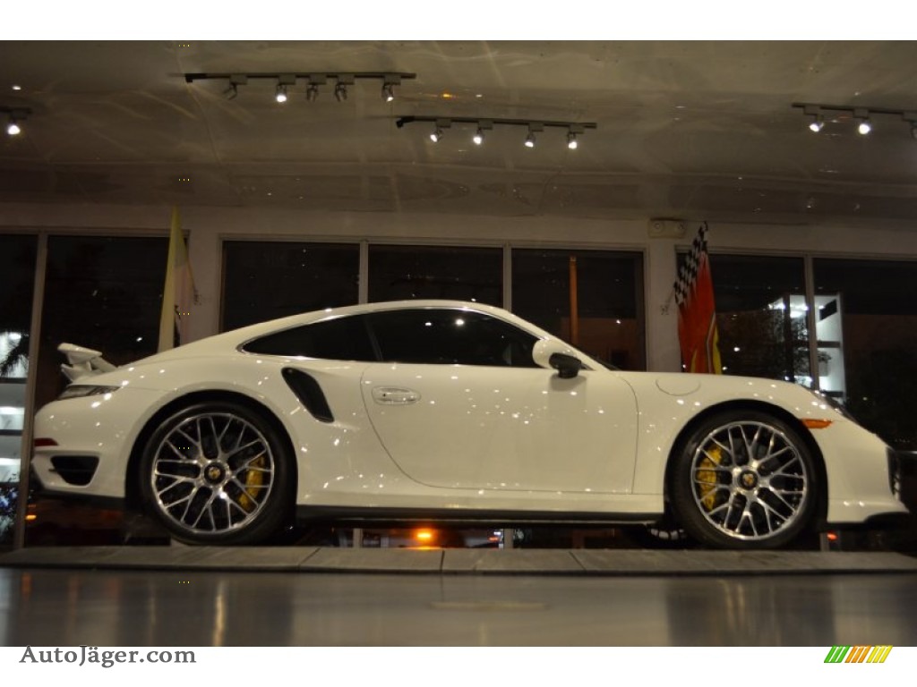 2014 911 Turbo S Coupe - White / Carrera Red Natural Leather photo #32
