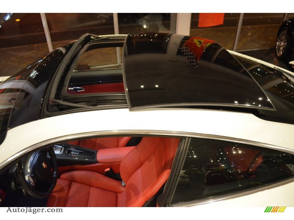 2014 911 Turbo S Coupe - White / Carrera Red Natural Leather photo #60
