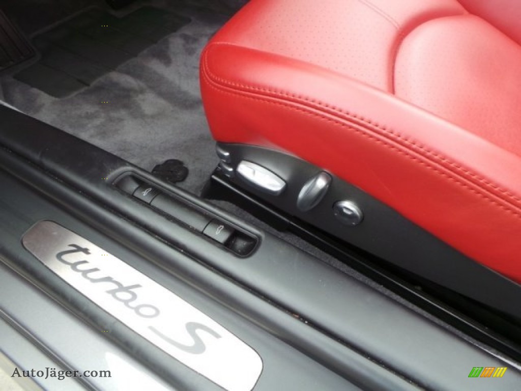 2011 911 Turbo S Cabriolet - Meteor Grey Metallic / Carrera Red photo #18