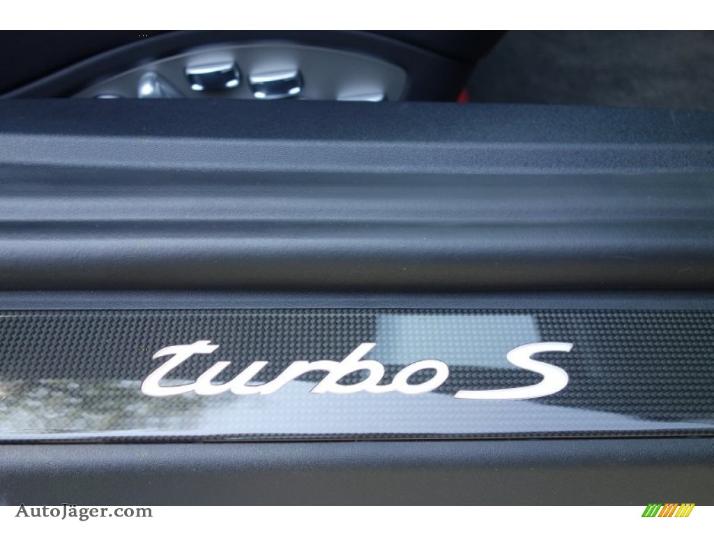 2014 911 Turbo S Coupe - White / Black photo #22