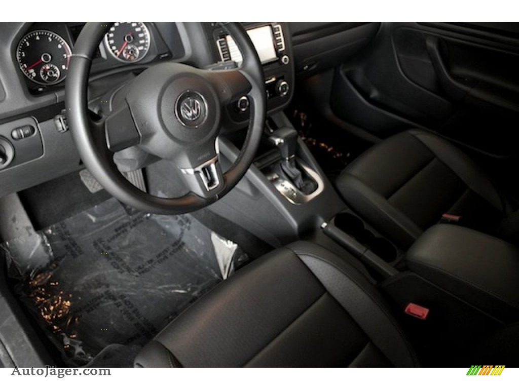2010 Jetta SE Sedan - Platinum Grey Metallic / Titan Black photo #14