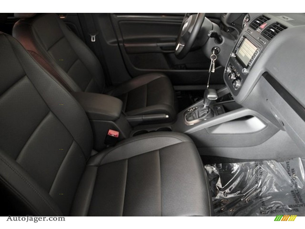 2010 Jetta SE Sedan - Platinum Grey Metallic / Titan Black photo #22