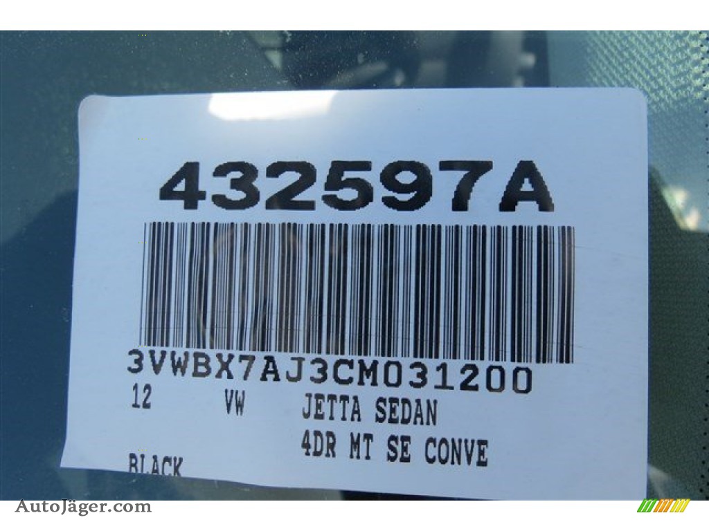 2012 Jetta SE Sedan - Black / Titan Black photo #18