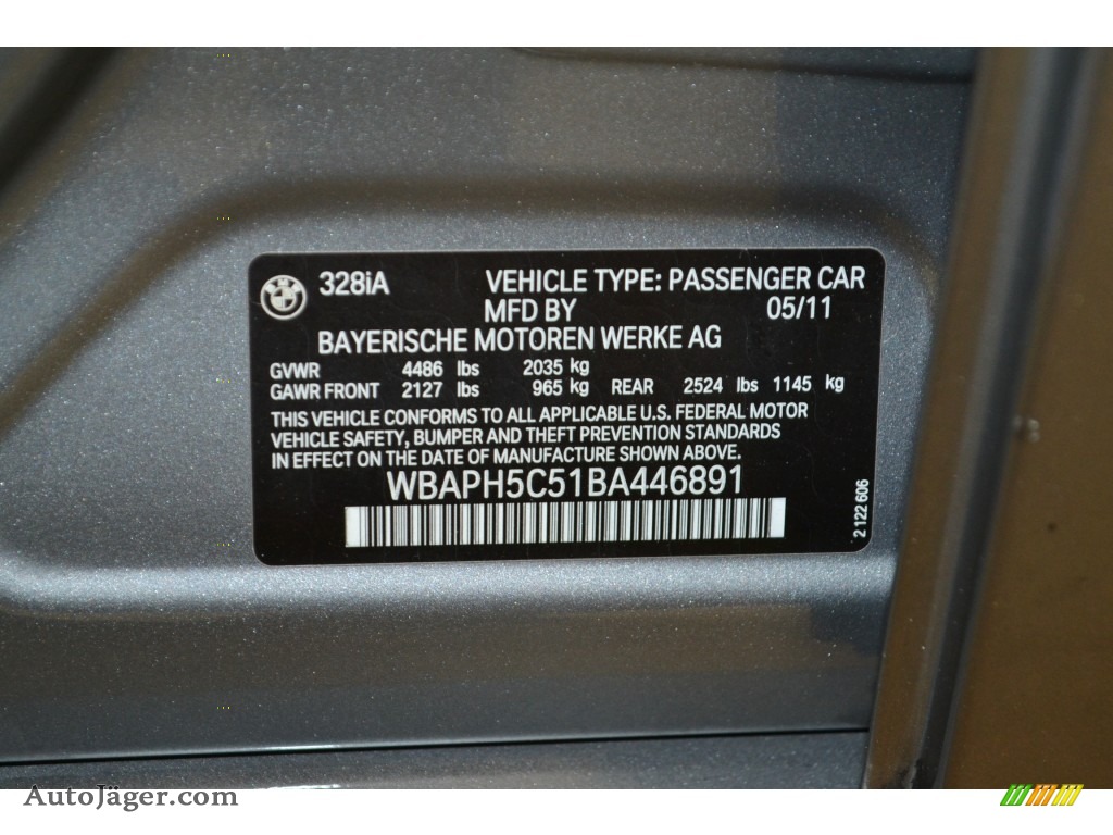 2011 3 Series 328i Sedan - Space Gray Metallic / Gray Dakota Leather photo #11